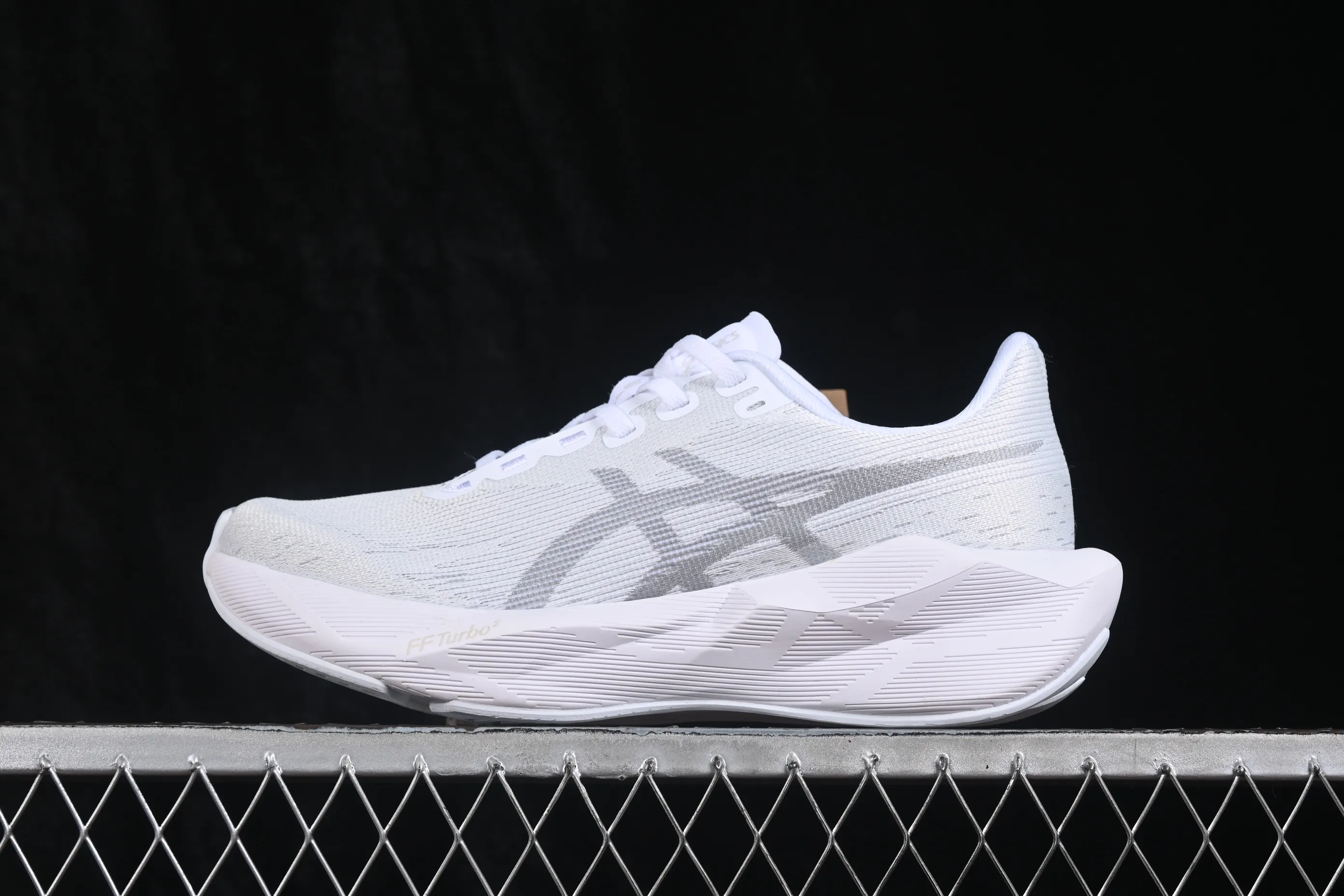 All categories Asics Asics series Asics Novablast 6 Asics Novablast 6 Asics retro breathable casual shoes cushioning men's wear-resistant running shoes 1012C008-100
